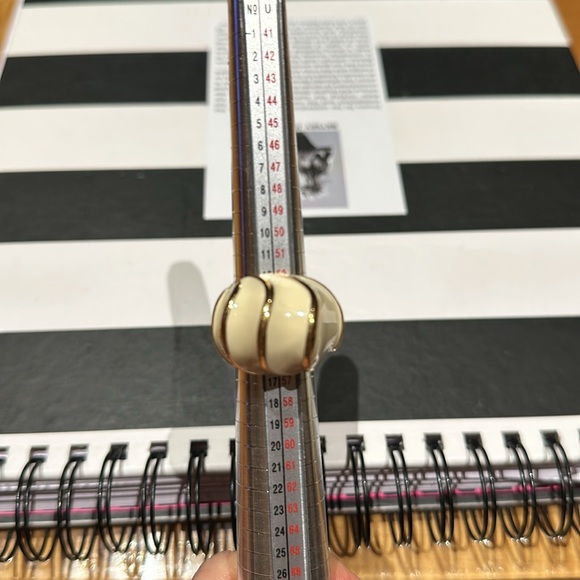 Coach ivory size 7 gold plated ring. - Picture 10 of 10